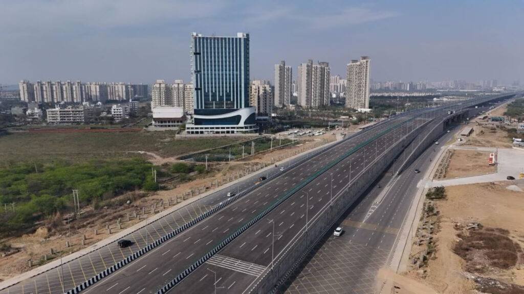 County Group Secures Development Rights of 7.9-Acre Land Parcel in Gurugram for Rs 105 Crore 10 County Group Secures Development Rights of 7.9-Acre Land Parcel in Gurugram for Rs 105 Crore