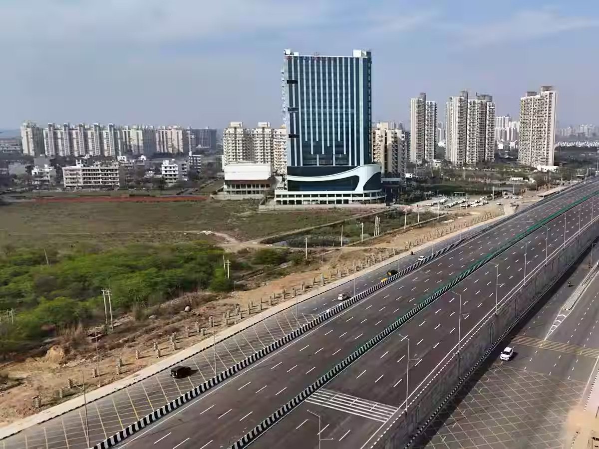 Prices of Properties Off Dwarka Expressway Double in 4 Years Report