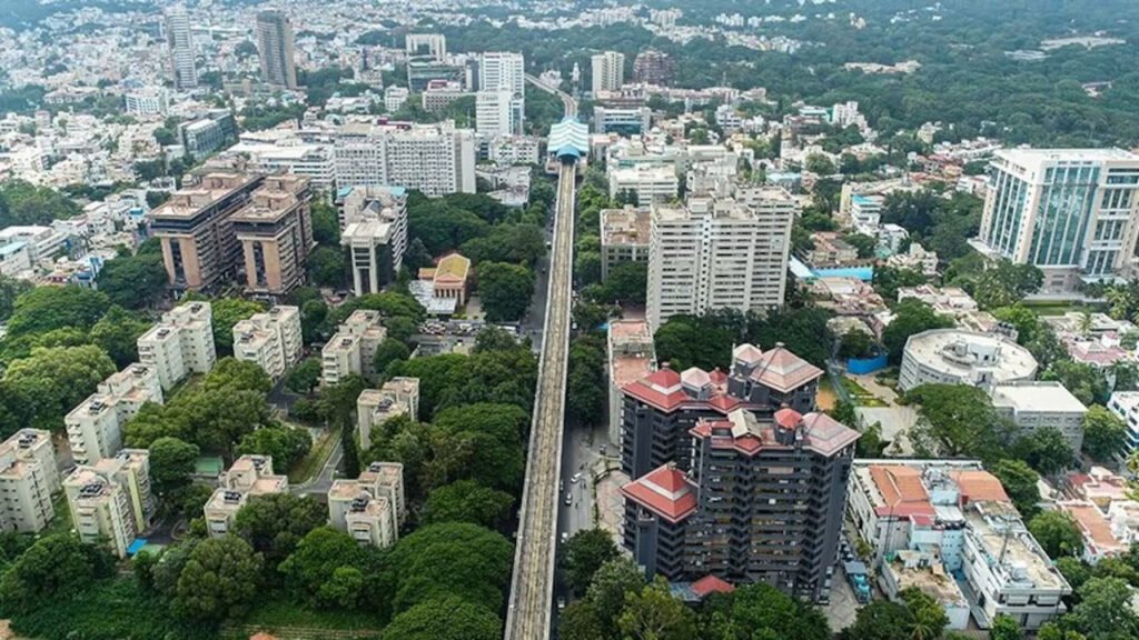 Noida vs Gurugram: Which is Better Investment Destination in Real Estate? 7 Noida vs Gurugram Which is Better Investment Destination in Real Estate