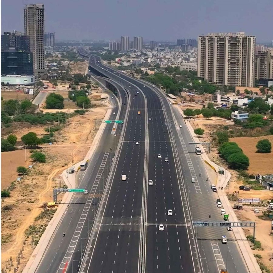 Reach Buzz 114 image 4